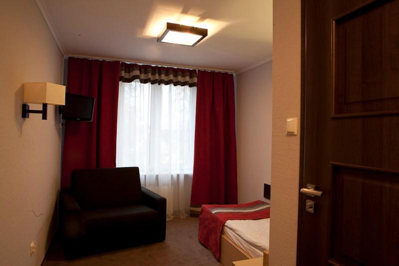 Hotel Dodo Biłgoraj Chambre photo