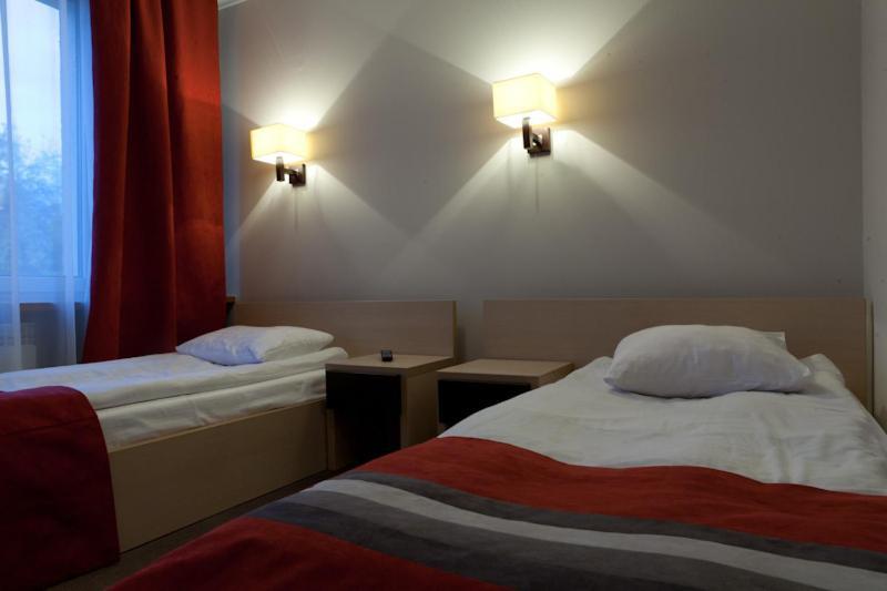 Hotel Dodo Biłgoraj Extérieur photo
